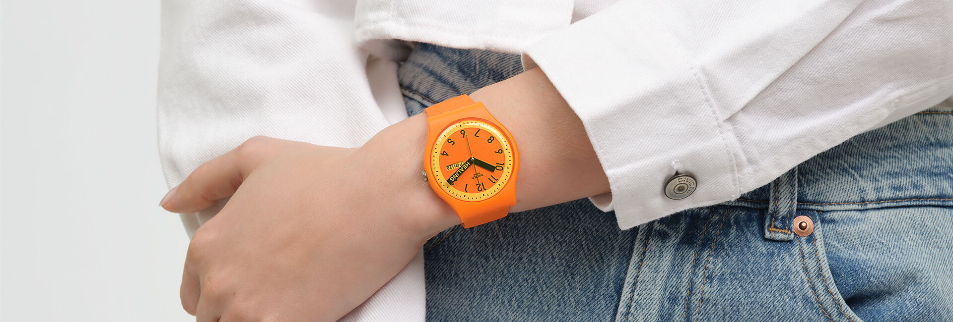 Buy Pebble Smart Watch Enigma Salamander Orange Online - Lulu Hypermarket  India