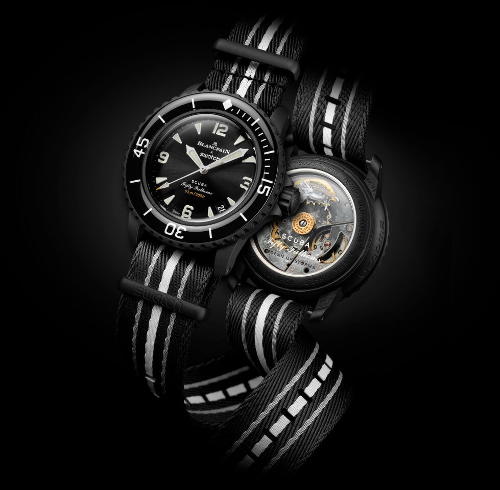 SWATCH BLANCPAIN SCUBA FIFTY FATHOMS文字盤の色ブラック系